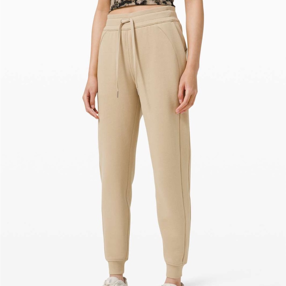 LULULEMON scuba joggers